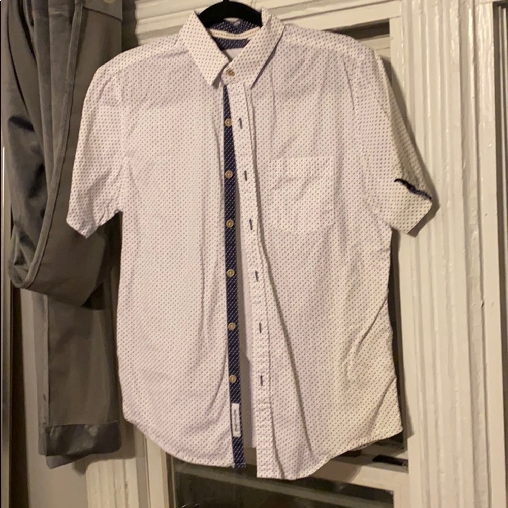 Short sleeve dress up shirt